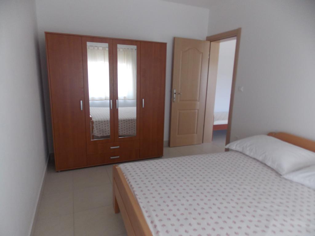 Apartments Franov Bibinje Exterior photo